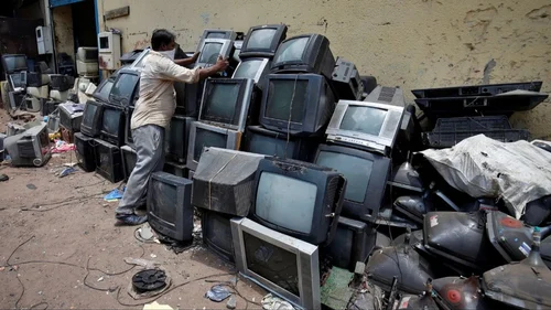 crt-tv-scrap-500x500